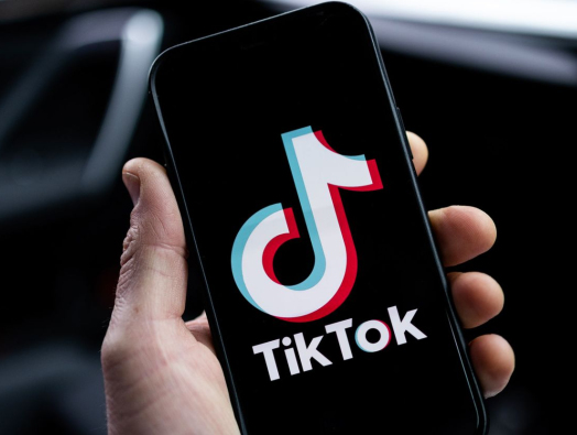 Власти США обвинили TikTok